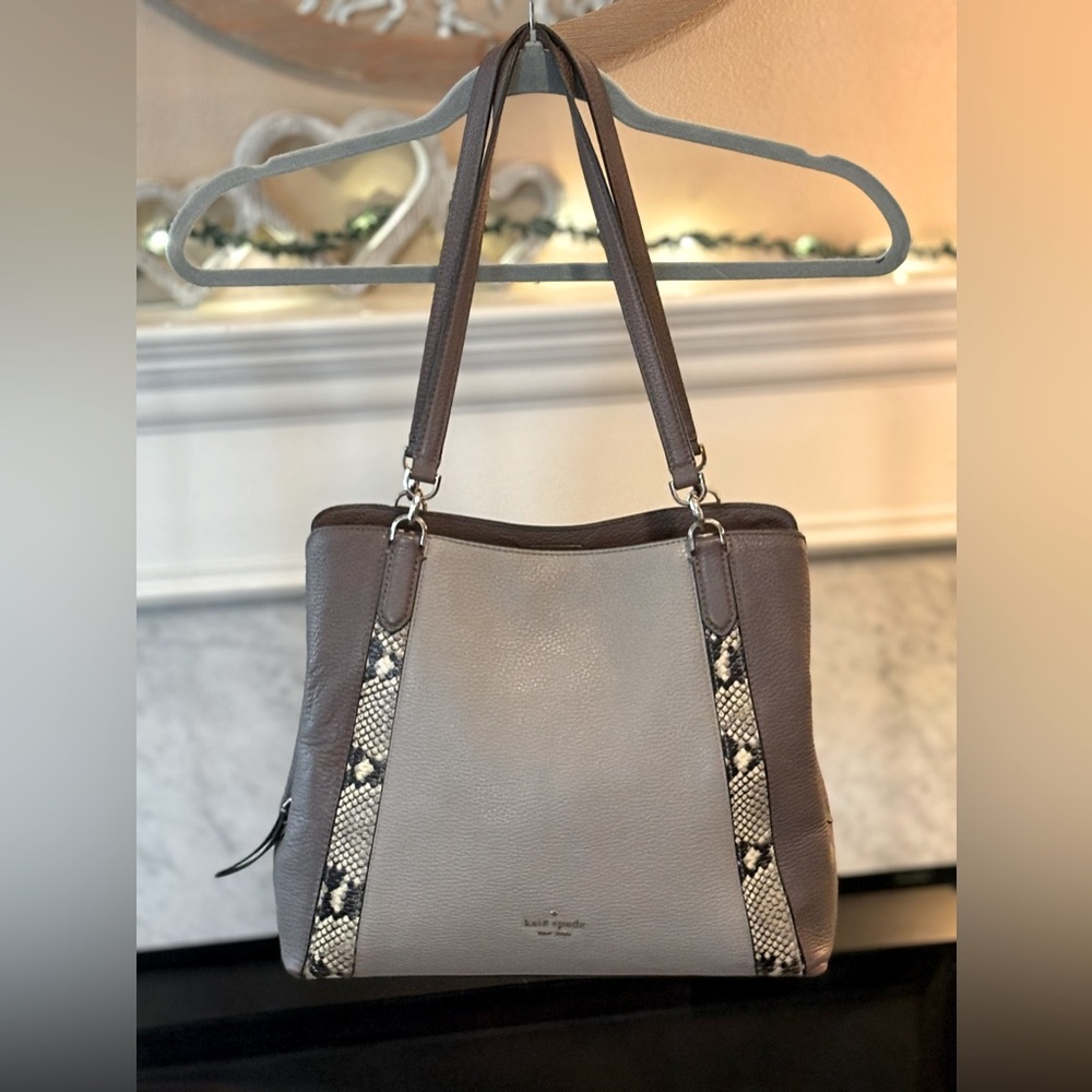 EUC KATE SPADE Jackson Mixed Material Medium Triple-Compartment Shoulder Bag